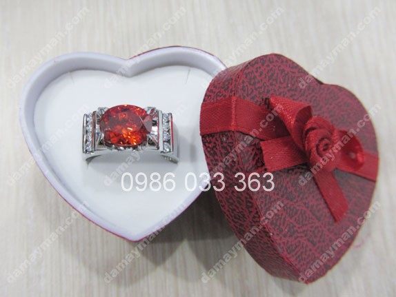Nhẫn Inox Đá Topaz Đỏ