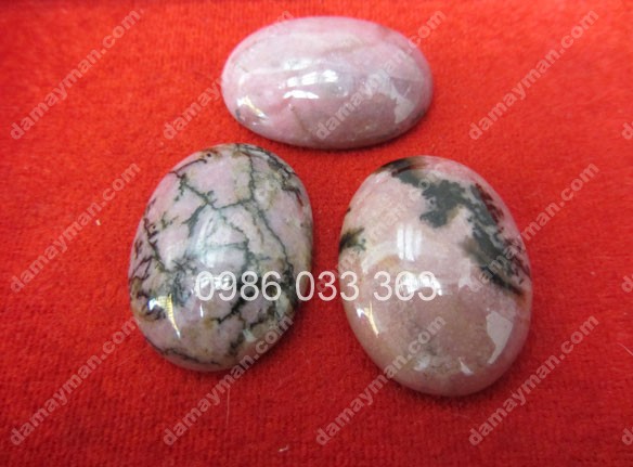 Mặt Dây Chuyền Đá Rhodonite