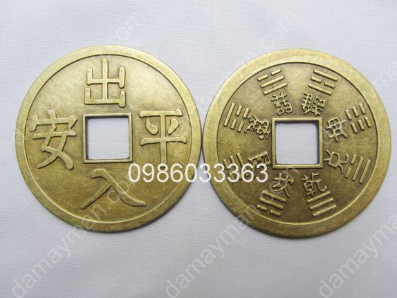 Đồng Xu May Mắn Bằng Đồng Lớn