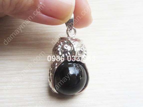 Mặt DC Cú Mèo Đá Đen