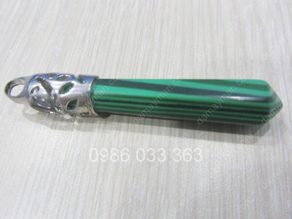 Mặt Dây Chuyền Trụ Đá MalaChit