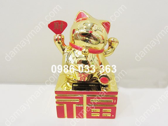 Mèo Thần Tài Maneki Neko Vàng 902