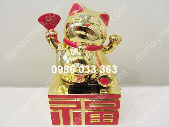 Mèo Thần Tài Maneki Neko Vàng 901