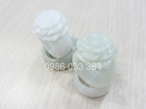 Nhẫn Hoa Mẫu Đơn Đá Cẩm Thạch