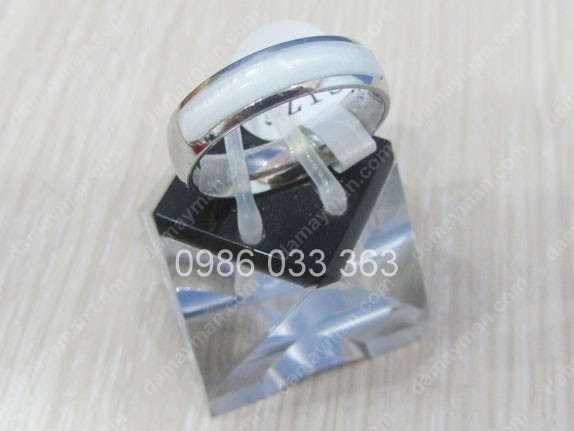 Nhẫn Đá Mắt Mèo Trắng