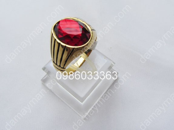 Nhẫn Inox Xi Vàng Đá Topaz Đỏ