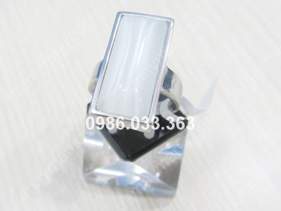 Nhẫn Inox Nữ Đá Mắt Mèo Trắng 