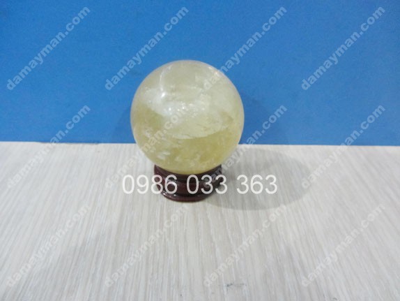 Quả Cầu Đá Thạch Anh Vàng F60