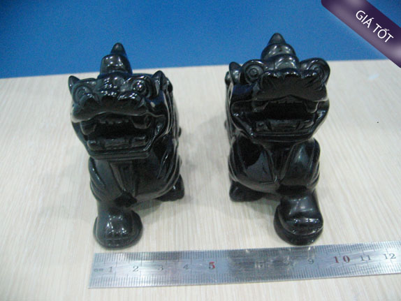 Cặp Tỳ Hưu Đá Huyền Đen Đạp Tiền