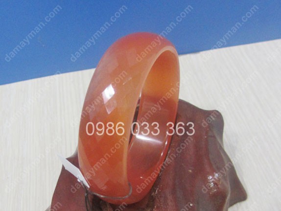 Vòng Tay Đá Mắt Mèo Đỏ Giác 1,8cm