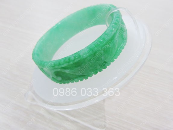 Vòng Tay Đá Cẩm Thạch Chạm F53
